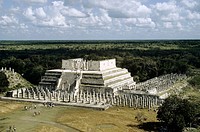 Temple of Warriors. Maya Architecture /Toltec influence. Chichen Itza, Yucatan, Mexico