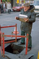 Road worker, supervisor, Glasgow, Scotland