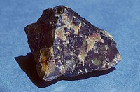 Sphalerite (blende) (Zn, Fe)S, Zinc Iron Sulfide, major ore of zinc