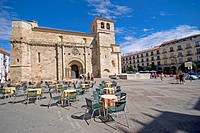 Church of San Juan de Puerta Nueva. Main Square, Zamora. Castilla-Leon, Spain