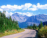 Going to the Sun Highway, Glacier National Park in September, Montana, USA