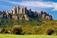 Montserrat Mountain viewed from Sant Cristòfol. Bages. Barcelona Province. Catalonia. Spain / Macizo de la Montaña de Montserrat, visto desde Sant Cri...