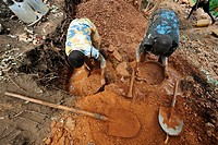 Miners working in anartisanal coltan open_pit mine, Muhanga coltan mines, Rwanda, Africa