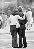 Seventies, black and white photo, people, young couple, embracement, aged 16 to 20 years