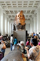 Colossal bust of Ramesses II, the Egyptian sculpture gallery at the British Museum, London, Londres, United Kingdom, Royaume-Uni, England