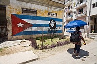 Cuba, Havana Vieja, graffiti of Che Guevarra