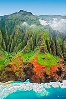 sheer cliffs of Na Pali coast are sculpted by constant streams of water and rains, producing Kauai´s famous ´red dirt´, Kauai, Hawaii, USA, Pacific Oc...