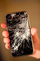 Screen of a broken iPhone 3gs