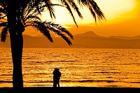 Spain, Balearic Islands, Palma de Mallorca, Lovers sunset