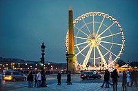 Ferris wheel in Place de la Concorde at night, Paris, France