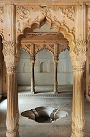 India, Rajasthan, Bharatpur, Lohagarh fort, Royal bath.