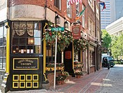It is said that the Green Dragon Tavern played an important part in the freedom of Boston during the War of Independence  Established in 1654 The Gree...