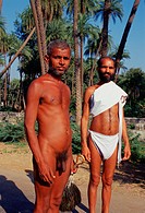 Jaïn monk at the left and novice at the right. Rajasthan, India. They belong to the Digambar sect.