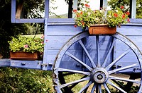 Old wagon and wagon wheel, Dordogne, Aquitaine, France
