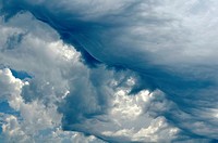 Cloud : cumulonimbus, in june (Normandy, France).
