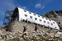 Refuge Vittorio Emanuele II, 2735m, National Park, Natural Park, Gran Paradiso, Val d'Aosta, Italy.
