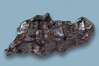 Large Sikhote-Alin- iron meteorite (Individual) with Regmalglypten (melting pits).
