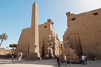 Luxor Temple Complex, Luxor (Thebes), Egypt, Africa.