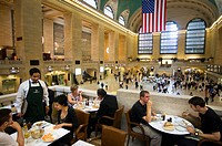 Grand Central Station Terminal in Lower Midtown . 42nd Street and Park Avenue. Tel 212-340-2583 . ( sightseeing Wed - Fri 24:30 Free ) . Symbol of the...