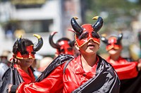 Children´s parade crews, Desfile de Cuadrillas Infantiles. Crew with devil costume.