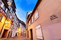 Tanner«s district The houses, mostly date back to the 17th and 18th centuries, were used by tanners who worked and lived there Colmar, Alsace, FranceÊ...