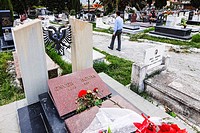 Tomb of Enver Hoxha ( 1941 1985 ) former communist dictator of Albania at Sharra Cemetery where his body was moved without grandeur in 1992 . Tirana ,...