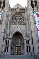 The front entrance of Grace Cathedral Church in Nob Hill, San Francisco, California, USA.