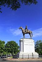 Stonewall Jackson statue on Monument Avenue, Richmond, Virginia.
