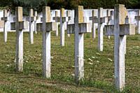 Commonweatlth war Graves. French military cemetery comprising 328 graves of Columeriens, English, Dutch and Africans who died for France in 1914-1918....