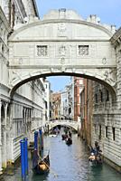 Italy, Unesco World Heritage Site, Venice, Bridge of Sighs.