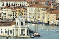 Italy, Unesco World Heritage Site, Venice, Dorsoduro district, Punta della Dogana (old customs buildings) and Grand Canal.