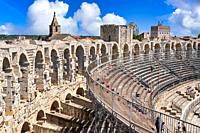 Arènes d'Arles, Roman Amphithéâtre, Arles, Bouches-du-Rhône, Provence-Alpes-Côte d’Azur, France, Europe. The Roman Amphitheatre in Arles, France, is o...