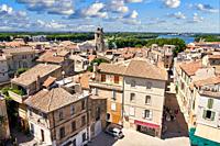 Arles, Bouches-du-Rhône, Provence-Alpes-Côte d’Azur, France, Europe Arles is located in the Bouches-du-Rhône department in the Provence-Alpes-Côte d'A...