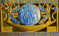 Egypt, Cairo, Egyptian Museum, burial of Chechonq II, Tanis : Pectoral of his father, Chechonq I, representing the sun god on a solar barque.