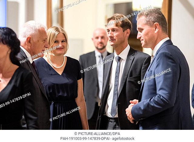 03 October 2019, Bavaria, Munich: Vaclav Klaus, former President of the Czech Republic (l-r), Katrin Ebner-Steiner, Chairman of the AfD Parliamentary Group in...