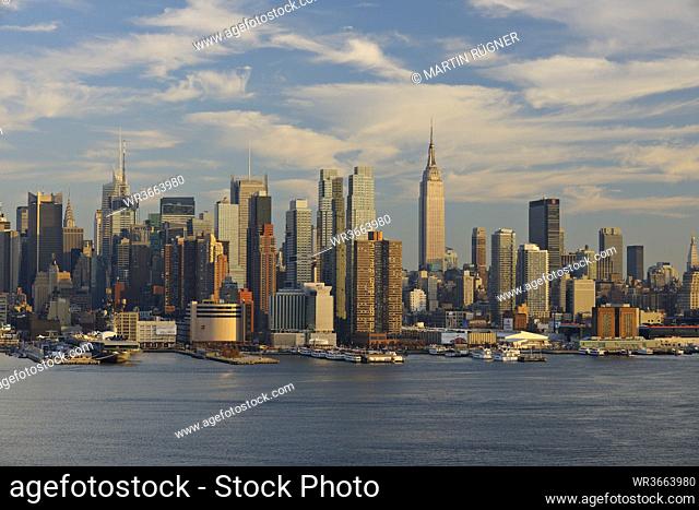 USA, New York State, New York City, View of Manhattan with Hudson river