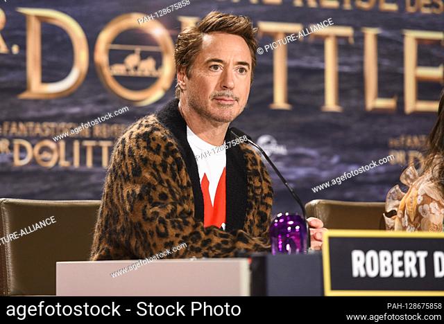 Robert Downey Jr. at the Press Conference for Dolittle and unveiling of a Buddy Bear at the Waldorf-Astoria in Berlin, Germany, 20 January 2020