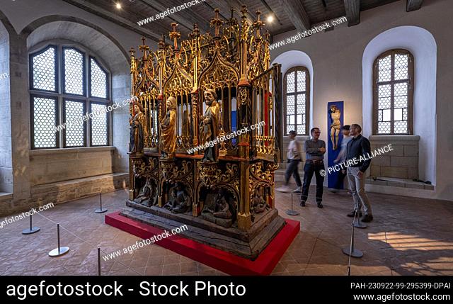 22 September 2023, Saxony, Chemnitz: The Holy Sepulcher (1490-1520) of the City Church of St. Jacobi Chemnitz is located in the Schloßberg Museum of Art...