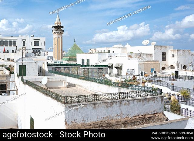04 March 2023, Tunisia, Tunis: Roof terraces above the souk in the medina. Photo: Sebastian Kahnert/dpa. - Tunis/Tunis/Tunisia