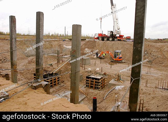 Piling, basic reinforcement. In St. Petersburg, construction is underway on a wastewater treatment plant. Skanska and SWTP (Finland) are building