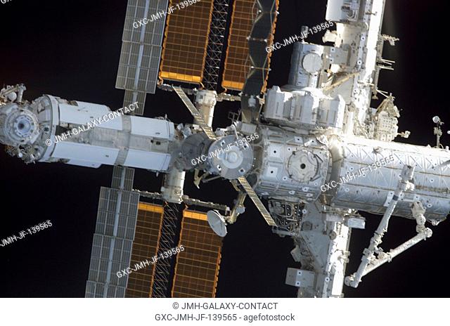 The International Space Station, with cosmonaut Sergei Krikalev, Expedition 11 commander, and astronaut John L. Phillips