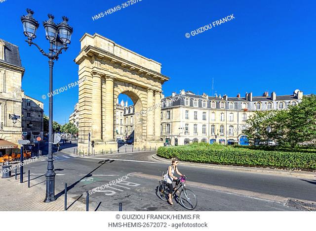 France, Gironde, Bordeaux, area listed as World Heritage by UNESCO, Bir Hakeim square, 18th century Bourgogne Gate or Salinieres Gate