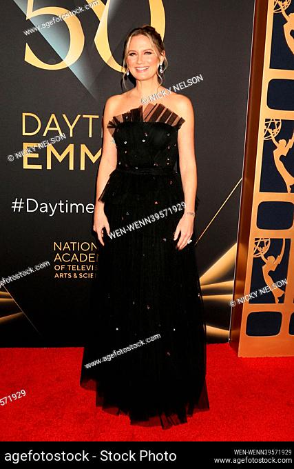 50th Daytime Emmy Awards Winners Walk at the Bonaventure Hotel on December 15, 2023 in Los Angeles, CA Featuring: Jennifer Nettles Where: Los Angeles