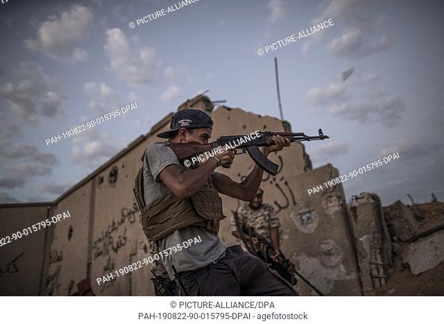 21 August 2019, Libya, Tripoli: A picture made available on 22 August 2019 shows a fighter of Libya's UN-backed Government of National Accord (GNA) of Fayez...