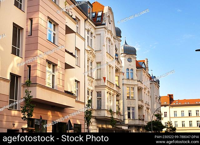 20 May 2023, Berlin: 20.05.2023, Berlin. Gruenderzeit buildings with apartments stand in the Steglitz district. Photo: Wolfram Steinberg/dpa Photo: Wolfram...