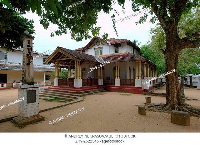 Kumara Kanda Kumara Maha Viharaya or Kumara Maha Viharaya, Buddhist temple, Hikkaduwa, Sri Lanka, South Asia