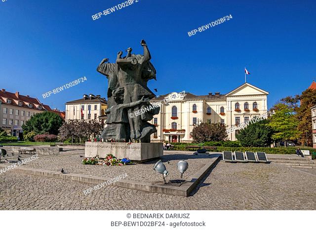 Town Hall and Monument to the Fight and Martyrdom of the Bydgoszcz Land. Bydgoszcz, Kuyavian-Pomeranian Voivodeship, Poland