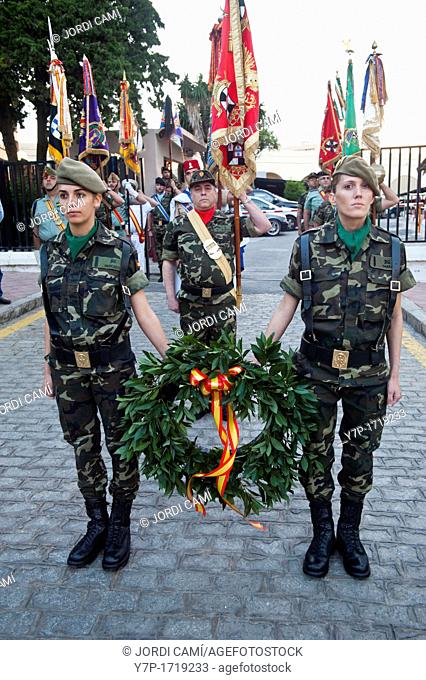 Women soldiers in the tribute act of the fallen, in front of the Ceuta General Command during the closing acts of Army Forces Day Spain