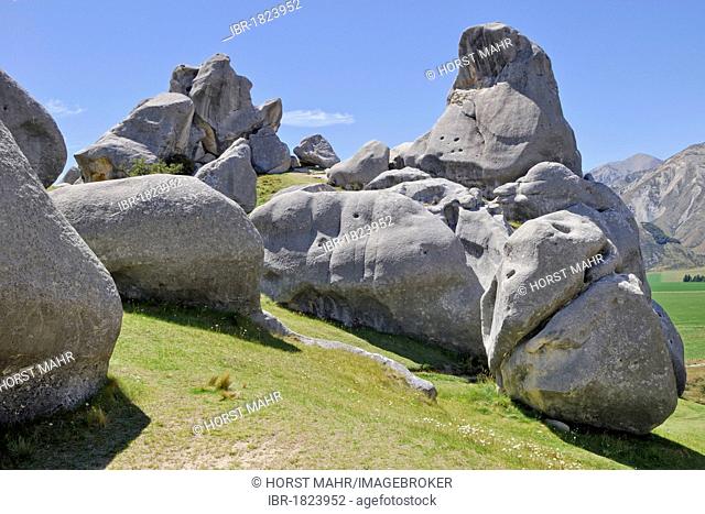 Limestone formation in the Castle Hill Limestone Rocks, Kura Tawhiti Conservation Area, Selwyn District, South Island, New Zealand