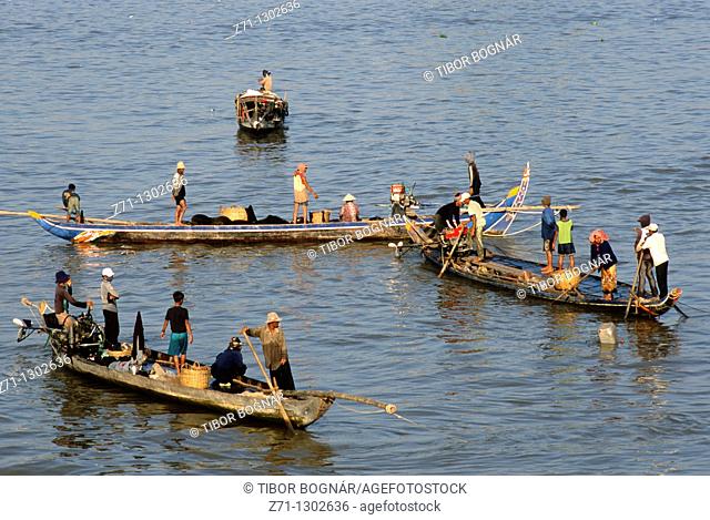Cambodia, Phnom Penh, fishing boats, Tonle Sap and Mekong rivers confluence